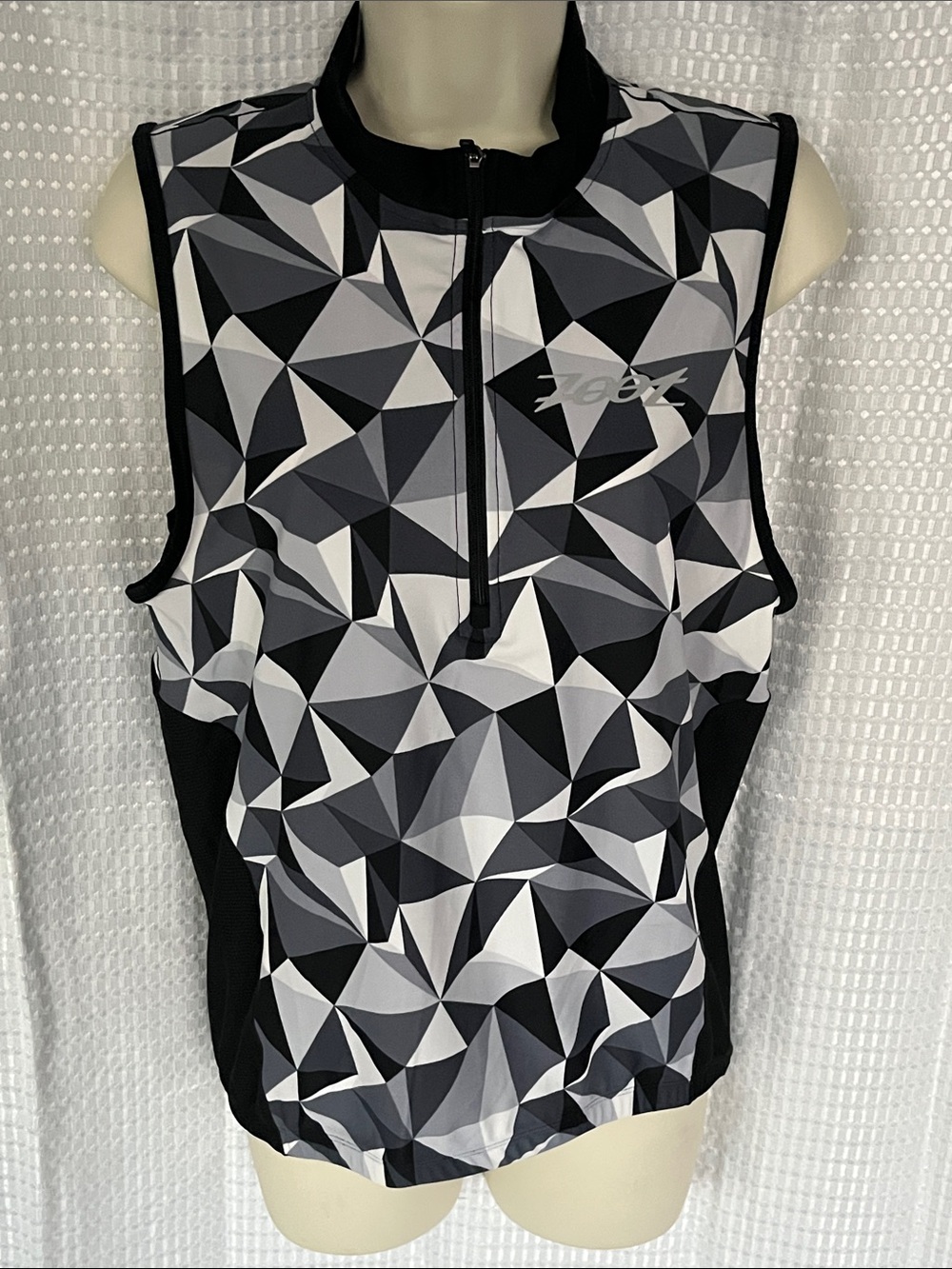 Zoot Sleeveless Cycling Jersey Tri Top Vest Geometric Print Rear Pockets M - Picture 2 of 9